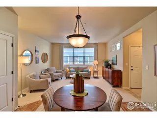 Photo #5: 932182 Listing