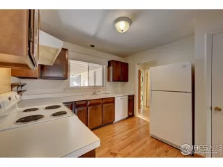 Photo #3: 932203 Listing