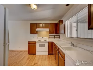 Photo #5: 932203 Listing