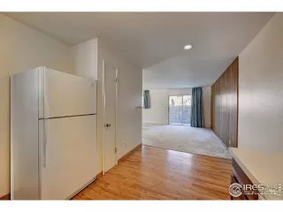 Photo #6: 932203 Listing