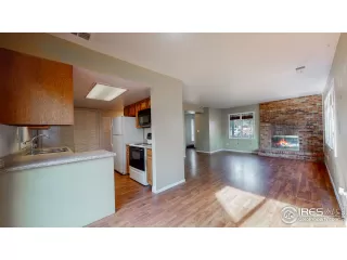 Photo #6: 932210 Listing