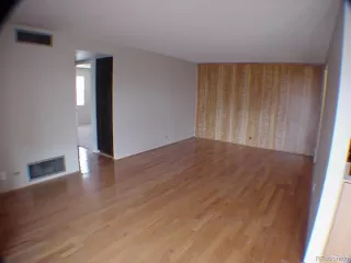 Photo #3: 9322139 Listing