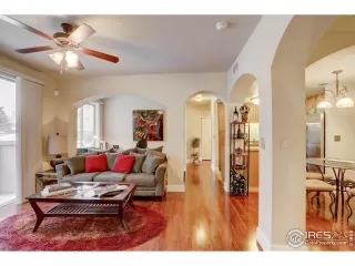 Photo #5: 932222 Listing 