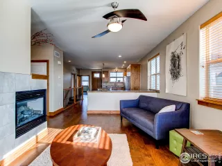 Photo #4: 932241 Listing