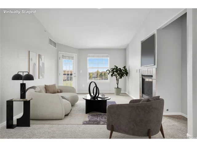 MLS: 9322505 Condo For Sale