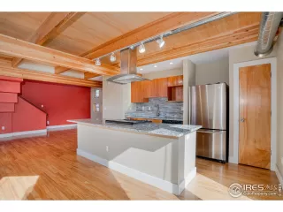 Photo #1: 932251 Listing