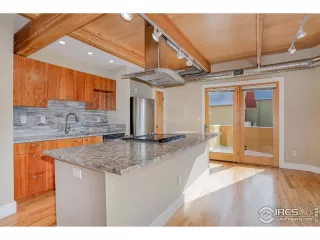 Photo #5: 932251 Listing