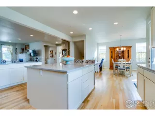 Photo #6: 932268 Listing