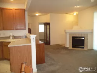 Photo #4: 932306 Listing