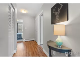 Photo #3: 932343 Listing