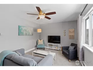 Photo #5: 932343 Listing