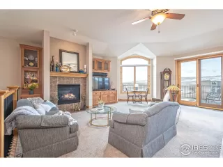 Photo #4: 932369 Listing