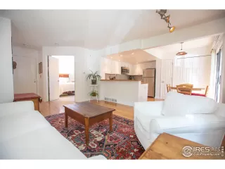 Photo #3: 932393 Listing