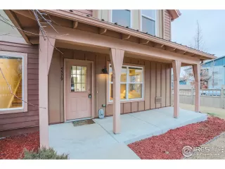 Photo #3: 932500 Listing 