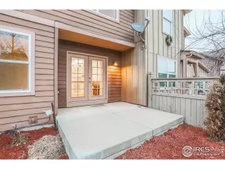 Photo #5: 932500 Listing 