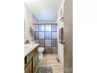 Photo #6: 932523 Listing