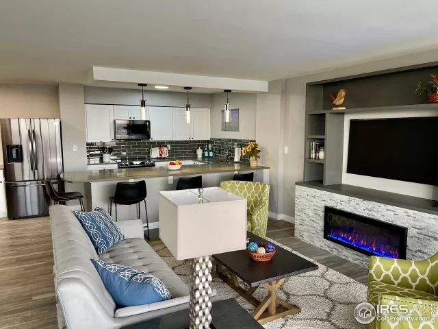 MLS: 932627 Condo For Sale