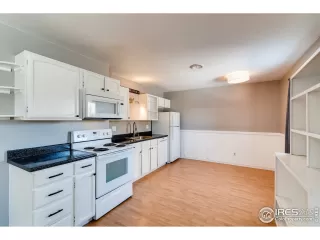 Photo #6: 932652 Listing