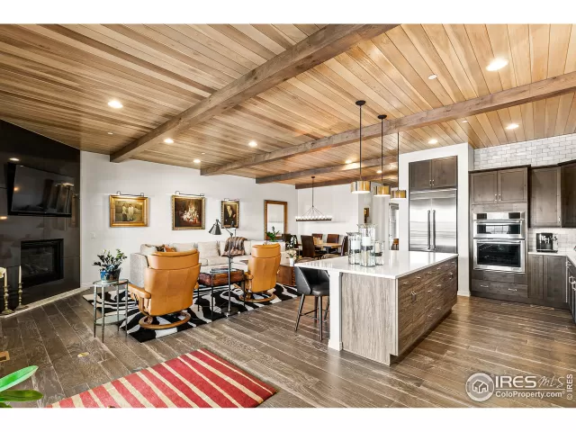 MLS: 932718 Condo For Sale