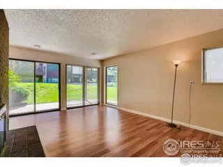 Photo #2: 932739 Listing