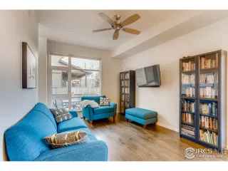 Photo #5: 932759 Listing 