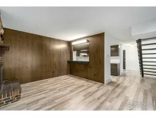 Photo #2: 932761 Listing