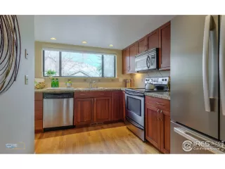 Photo #6: 932786 Listing 