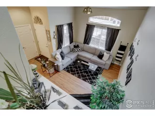 Photo #5: 932938 Listing