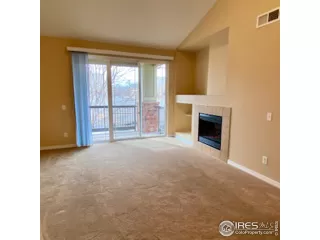 Photo #5: 932951 Listing