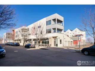 Photo #1: 932960 Listing