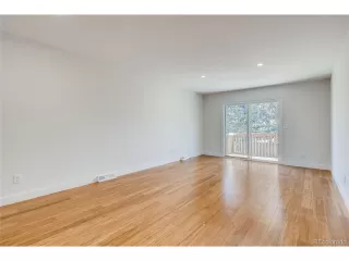 Photo #3: 9329686 Listing