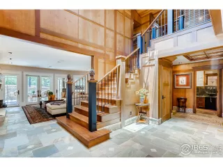 Photo #6: 932977 Listing 