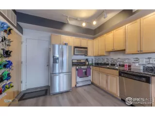 Photo #5: 932999 Listing