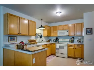 Photo #5: 933010 Listing