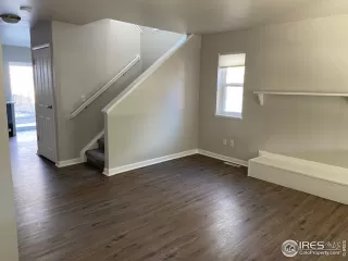 Photo #2: 933016 Listing