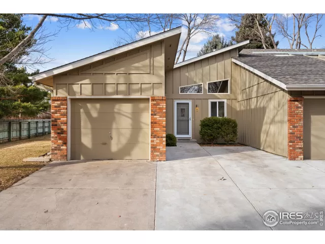 MLS: 933050 Condo For Sale