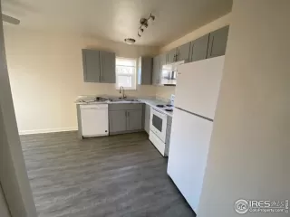 Photo #3: 933072 Listing