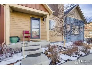 Photo #2: 933105 Listing