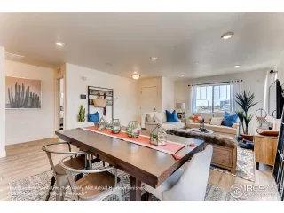 Photo #6: 933139 Listing 