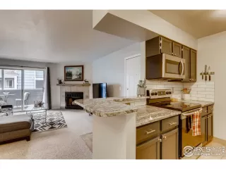 Photo #2: 933179 Listing 