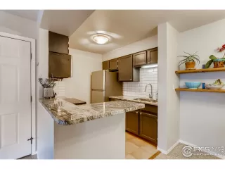 Photo #6: 933179 Listing 