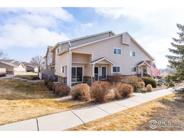 MLS: 933198 Condo For Sale