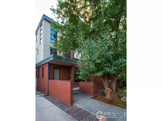 Photo #1: 933202 Listing