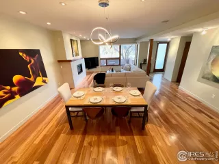 Photo #2: 933202 Listing