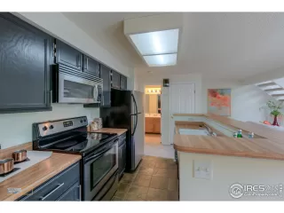 Photo #6: 933206 Listing