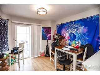 Photo #4: 933223 Listing
