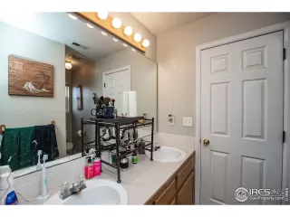 Photo #6: 933223 Listing