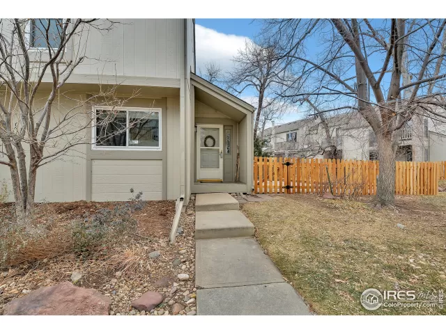 MLS: 933240 Condo For Sale