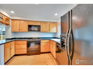 Photo #6: 933240 Listing 