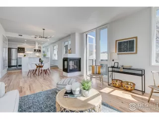 Photo #6: 933296 Listing